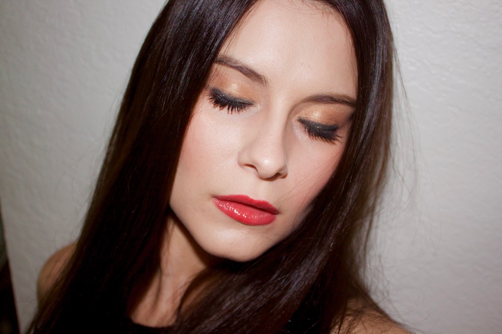 Constance Zimmer Makeup Look